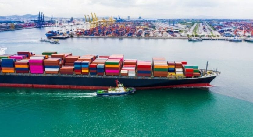 Com aumento do frete no setor portuário, mercadorias ficaram mais caras, chegam atrasadas nos portos brasileiros e época de Natal pode está comprometida