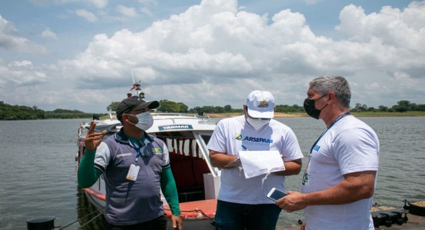 Preocupados com o bem-estar da população, a Arsepam realizou uma visita no Porto de Manaquiri, para vistoriar as embarcações que funcionam como transporte hidroviário