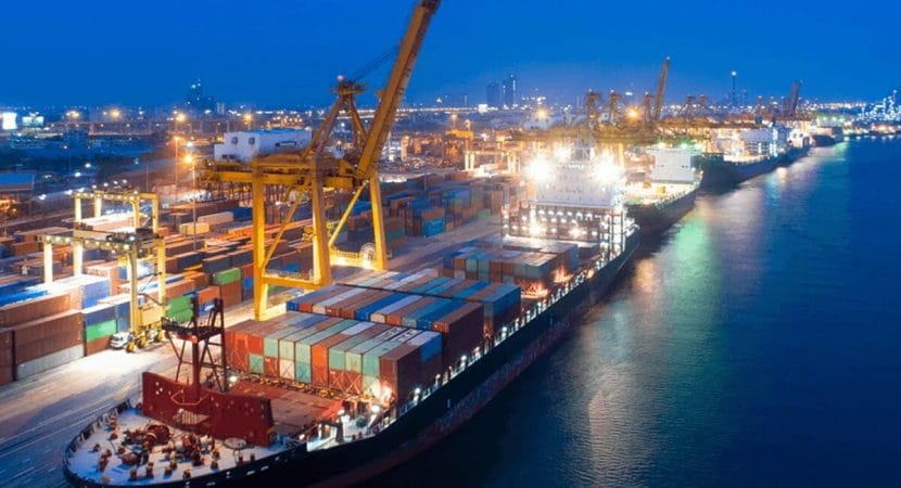 O Porto de Santos e os portos do Arco Norte estão crescendo na movimentação de carga no setor e são destaques na importação de fertilizantes